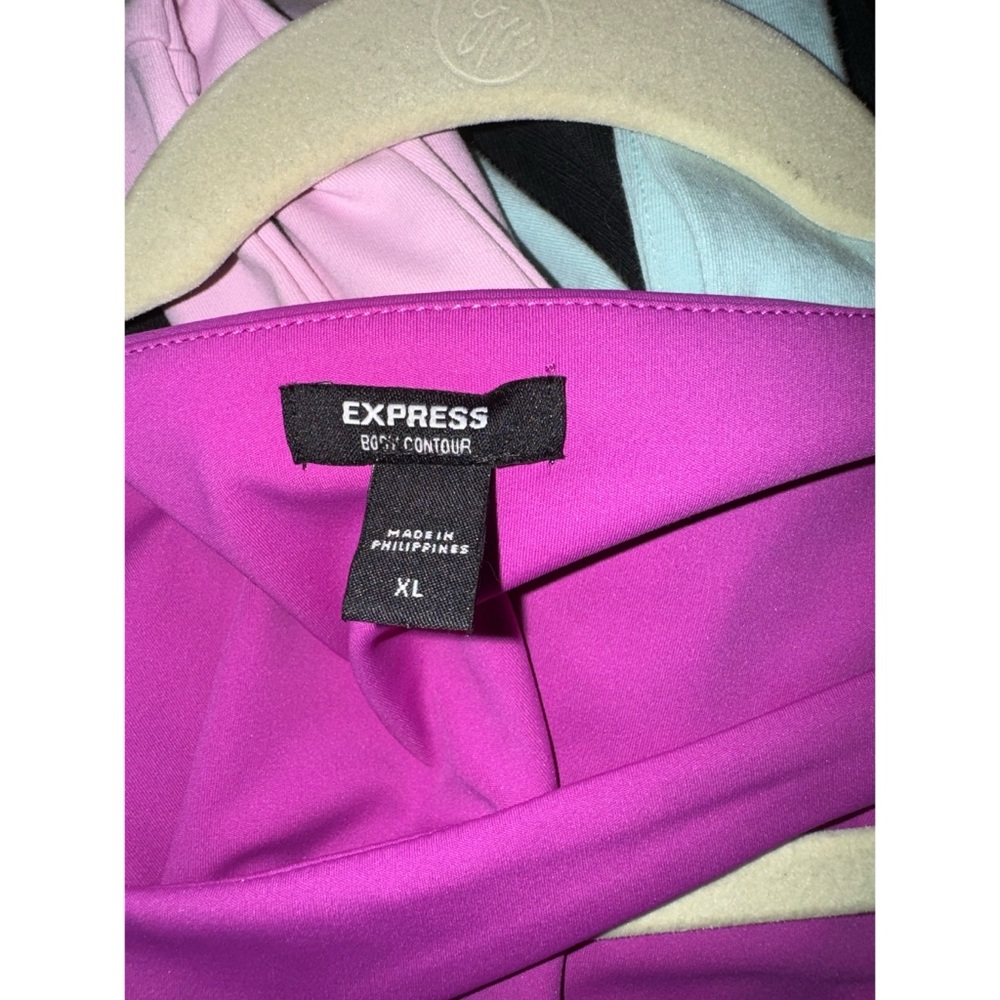 Express Purple Crop Top - Picture 3 of 3